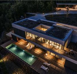 2 Bedroom Villa with Infinity Pool in Buzet, Istria, Sleeps 4